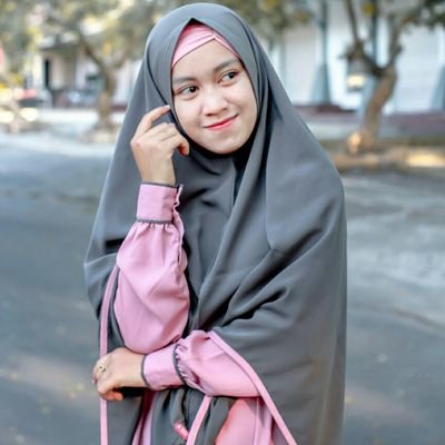 NurAzizah3110 Profile Picture