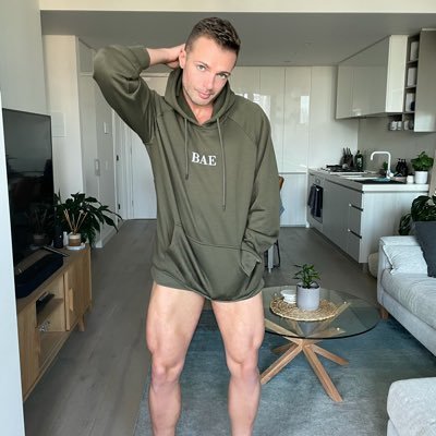aussieboyk's profile picture. Just a boy back on twitter……..