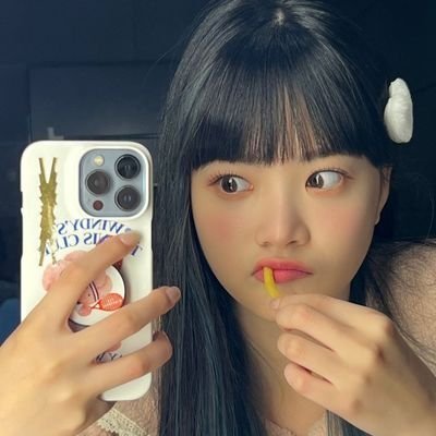 dyyunic's profile picture. keluh kesah kuliah