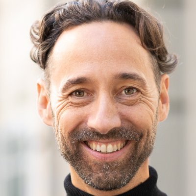 *** Bringing Bliss to Geeks and Teams *** Tech Headhunter | Psychologist | Job Search, Cultural Fit, Perfect Job | Dad of 2