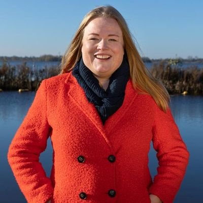 Fractievoorzitter PvdA Fryslân Statenfractie. Woordvoerder verkeer & vervoer, leefbaarheid, cultuur en Fryske taal.