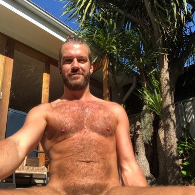 Aussie nudist video game pop culture 90s kid nerd. Hi 🙋🏽♂️