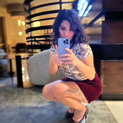 AhsarZJ's profile picture. “ان الذين لا يجيدون الضحك، سينتهي بهم المطاف الى تشريع البكاء كعبادة”