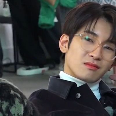 jwon_derful's profile picture. at our own pace.