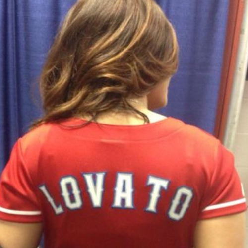 sextoyDemi's profile picture. Hi, my name is Demi. I'm nineteen and I love me some sex. ;) DM me if you ever want some fun. FL only, please. :)