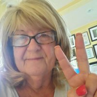 ZenChicken (@pamelajlorenz1) 's Twitter Profile