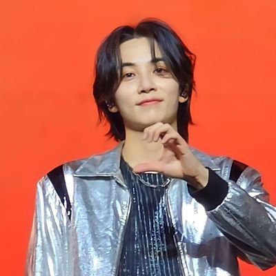 gine_md's profile picture. Healer. Traveler. Fangirl ELF x Carat