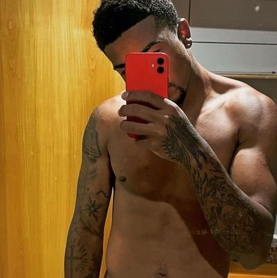 OmoiKonoh4's profile picture. 🕷🕸⚡