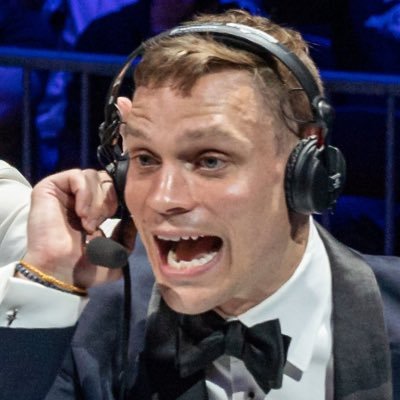 Matthew Thomas on Instagram: CHESSBOXING ♟🥊 Board game CHESS Combat Sport BOXING Alternate rounds until CHECKMATE or KNOCKOUT ♟🥊 The chess world is embracing it. Influencers are fighting in it. Chessboxing is
