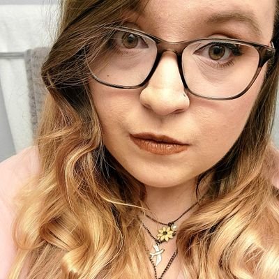 Welcome to the Unicrew!💜 | Horror/Variety Streamer🎮 | Scream Aficionado🧟‍♀️ | Twitch Affiliate🌸 | She/Her🧚‍♀️ |