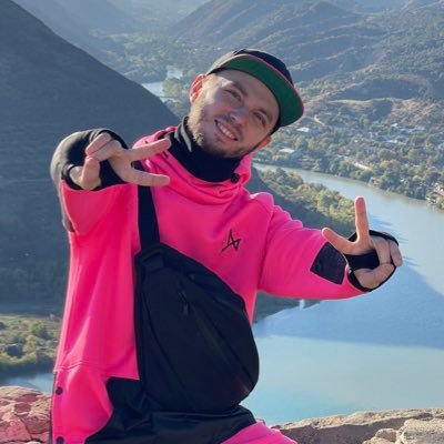 petrbukov's profile picture. I'm a Frontend Developer 🧑‍💻 Working on my own personal finance web app 😎 And dream to live in Sweden 🇸🇪