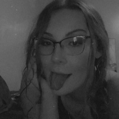 currently staring in this shitty reality show called.. “my life”🥴🤌🏼