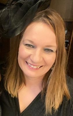 Deputy Principal Ardgillan CC @DDLETB Former Maths, Science & Chemistry Teacher @FingalCC 🧮 👩🔬 Proud Mam of 2 energetic little boys 🥰 Views my own