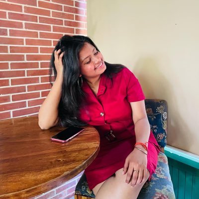 Shreyayaya__'s profile picture. here to share random thoughts ✨