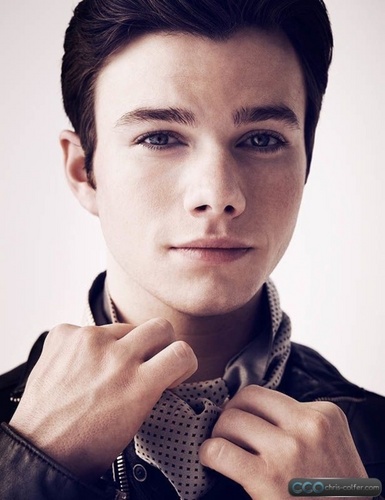 Hi, i'm Kurt Hummel. I'm gay and proud of it.