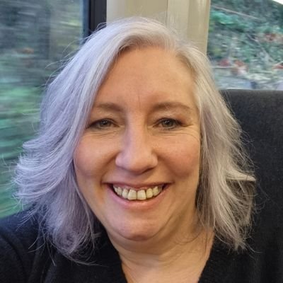 Welsh Occupational Therapist working in Primary Care and an LFC fan - proud to be both! All opinions my own, as always. 😊
She/her