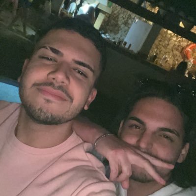 relo_moha's profile picture. Descartes decía 'Cogito ergo sum' (Cogeme este zumo) para los que no saben latín 🏴󠁥󠁳󠁩󠁢󠁿