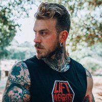 (RESERVA) ๐๐ฅ๐๐ ๐๐ซ๐๐๐ฎ๐ฅ๐ (@mr_dracula___) 's Twitter Profile