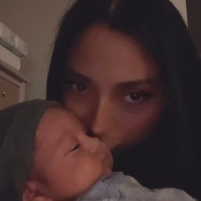 MARIINNAESCALA's profile picture. maybe coffee is addicted to me 🤔