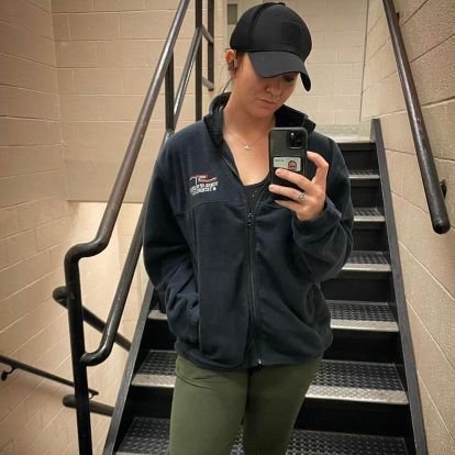 anthonarenny's profile picture. I got that red lip, a classic thing that you like.
I want to be the girl who does shopping blindly but with her own money