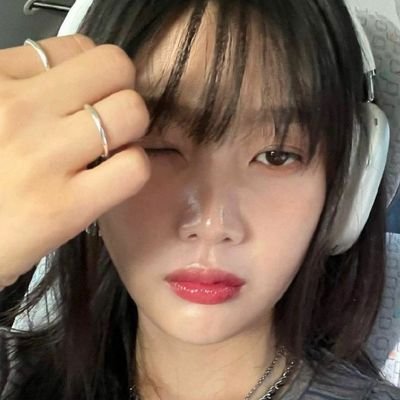 joyilym's profile picture. 