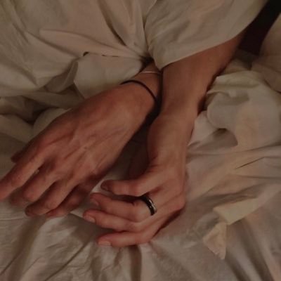 Zerobelovv's profile picture. Your smile, brighter than the sun. Darling, you take my breath away. | 20