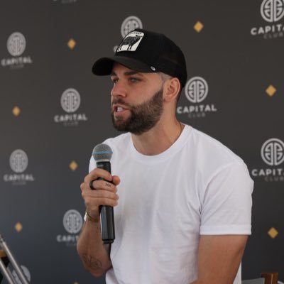 ✞ Scaled my agency to 7-figures in 1 year drop-servicing, now I help others do the same. 1100+ agencies served & you're next 🥩 Capital Club Agency Expert 👽