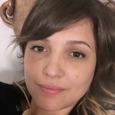 MorandiniLais's profile picture. 