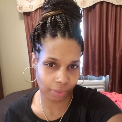 IamThaJoneses's profile picture. In the pursuit of HAPPINESS...
Essential Oils and Financial Literacy
https://t.co/E5thPbuOhI