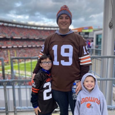 married, father of 3, in the non-profit field, and cleveland sports fan. “you’ve survived 💯 percent of your worse days. keep going”.