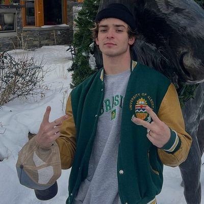 beaurrany's profile picture. 