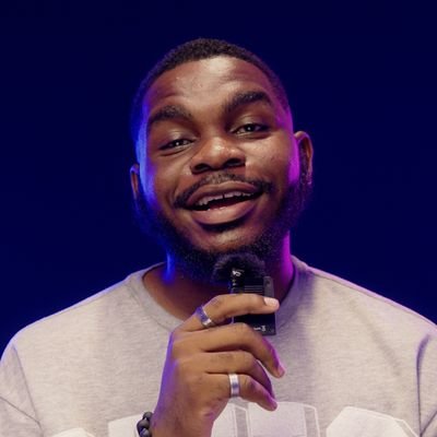 Brand Strategy & Design • Event Host • Public Speaker • Content Writer • UI/UX • Travel Connoisseur ⛰️
