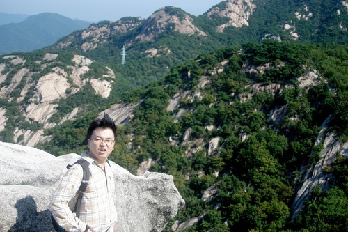 mujuc_baba's profile picture. 어떻게 태어났느냐 보단 어떻게 살아가느냐가 중요하다.