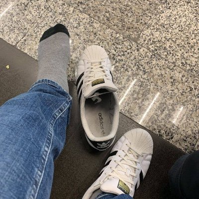 gaymailhh's profile picture. Gay aus HH. Sneaker- und Soxgeil. Schuhgrösse 43, Unterhosengröße L