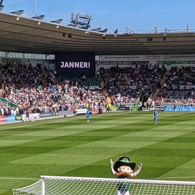 mattyhargyle's profile picture. Dad and husband.
Argyle. Cricket. MMA.
Mental Health Champion.