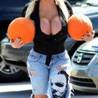 BiggerTitsLove (@biggertitslove) 's Twitter Profile