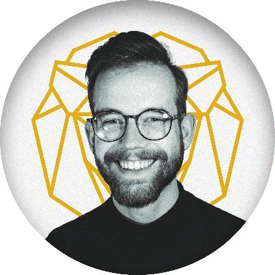 Young creative, thriving on stories. Talks about Webflow, Design & Photography.