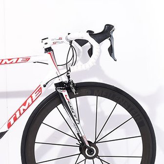 hisa_FD3S's profile picture. ロードレース🚴‍♀️観戦に興味がある初心者で運動音痴。ロードに乗っても坂道はミリも登れないので、筋トレ開始。 エンジン付きは2輪4輪共にマニュアル好き。FD3Sをとても愛している