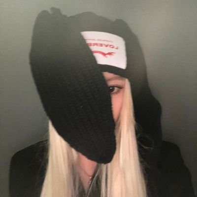 mandu_ruby4's profile picture. Saio nos sábados com a Yuyu 🖤