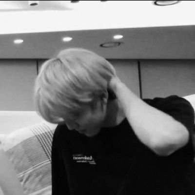㚼 𝐖𝐑𝐈𝐓𝐓𝐄𝐍 𝐁𝐘 𝐀 𝐅𝐀𝐍 — The elixir of eternal youth, effected by the removal of his internal fire.〔 나재민, 2OOO 〕