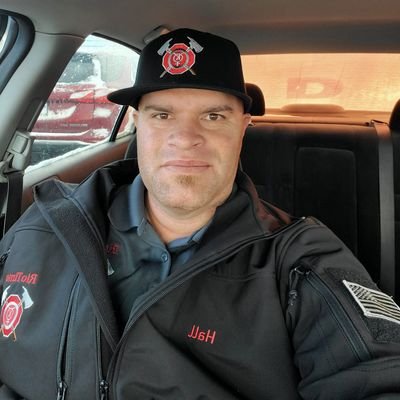 Miningman189's profile picture. A mixed dude with no color. Former bullrider. Baseball dad. Heavy equipment operator/first responder. Lifelong 9ers fan.