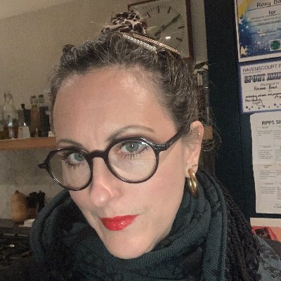 Sustainability professional. Full time mama of 2 girls, part-time MSc student. Feminist. About climate change: 70% outraged, 30% optimistic #climateemergency