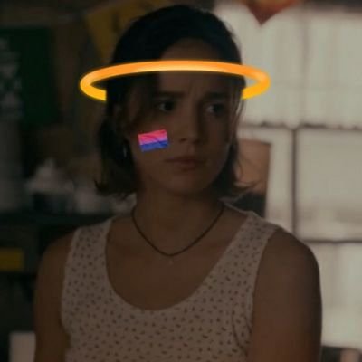 🇨🇴 Crying over sapphic fictional characters is my passion...