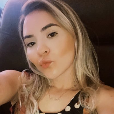 Queria ter uma bio legal mas não tenho criatividade para tal