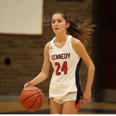 CallieArrigale's profile picture. John F. Kennedy Catholic Prep / 4.0+ GPA / 🏀 Basketball  / 👟 XC T&F / 🏈 Flag Football
