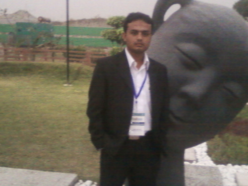 samiabdul2's profile picture. Try not to become a man of success but a man of value.