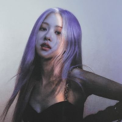 EiThetmon1410's profile picture. 