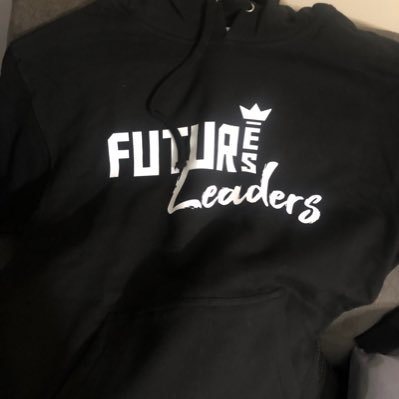 SaintVilien's profile picture. 