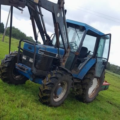 UCD Ag Science. 4th Year Animal and Crop production. Opinions my own. Interested in all things Agri. Dairy farming at home