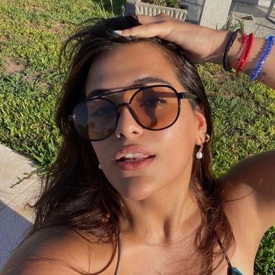 BriAchaval's profile picture. Instagram📸brisa.achaval